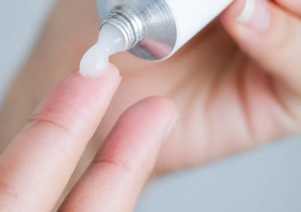 Emollients vs Steroid Creams